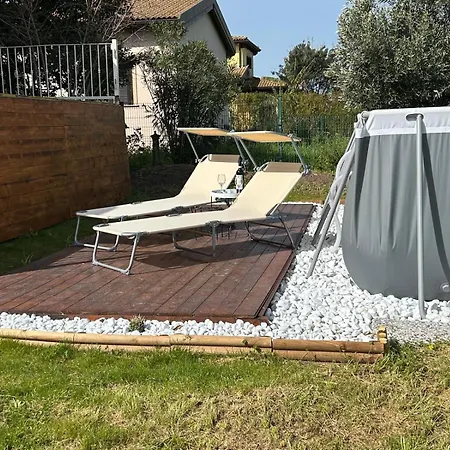 Oleandri D'ogoz Villa Tratalias