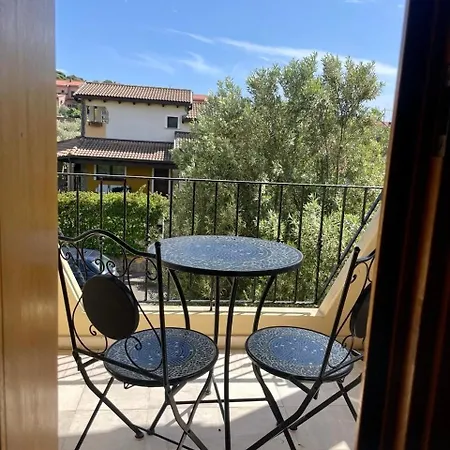 Oleandri D'ogoz Villa Tratalias