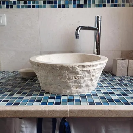 Oleandri D'ogoz Villa Tratalias